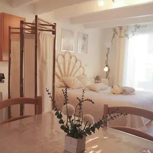 Locatonyc Lou Jaunet Maisonnette Climatisée Terrasse Parking Wifi Appartement Villeneuve-Loubet