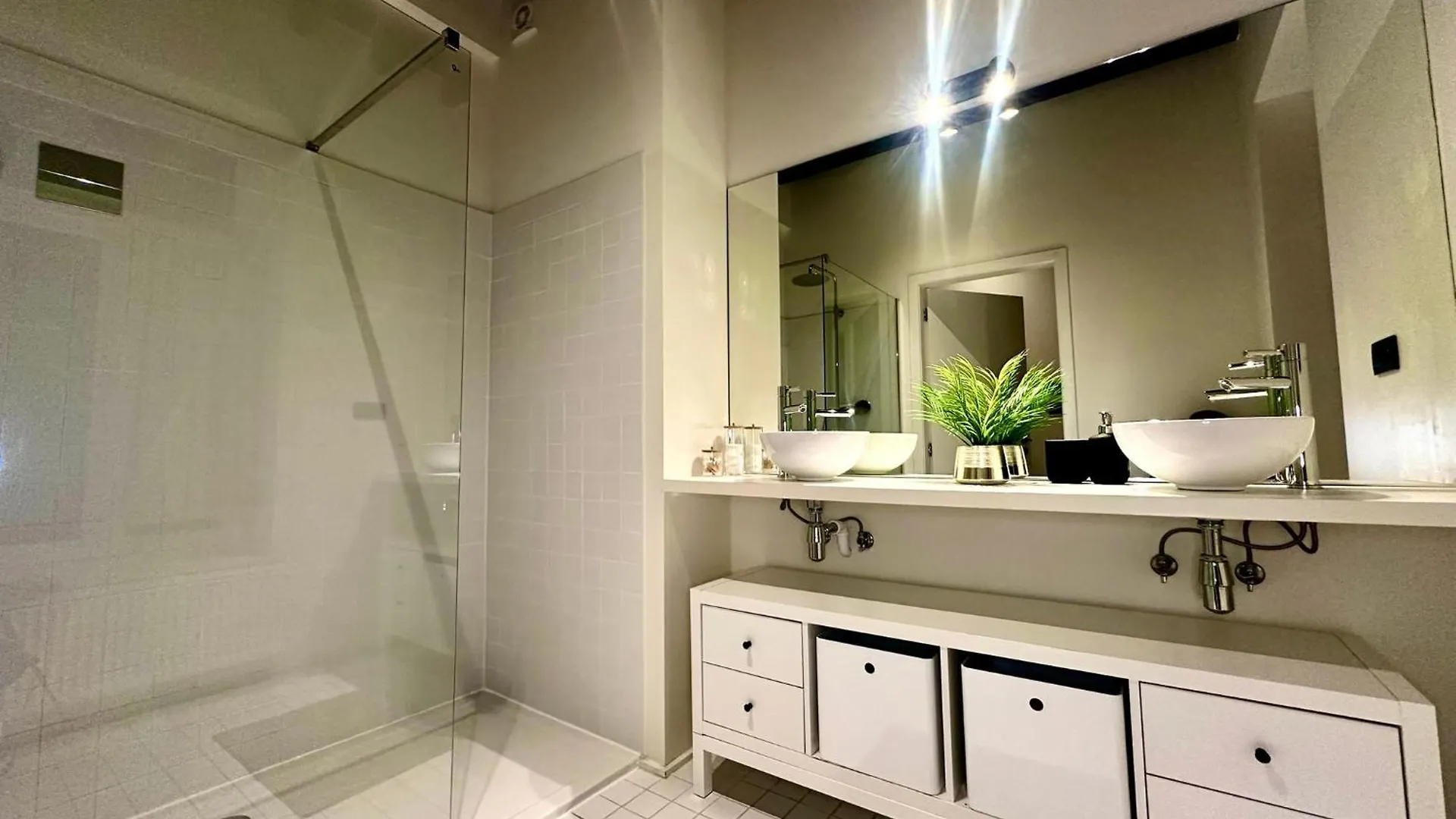 Luxury Suites Princess By Rikas Hotels Anvers Appartement