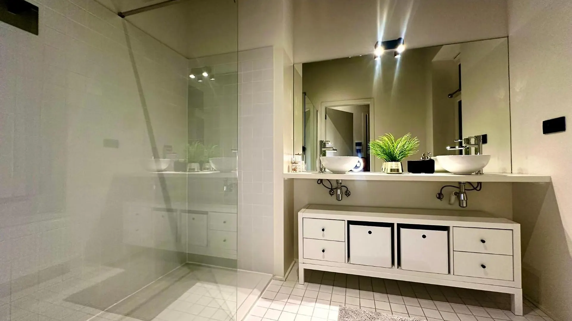 Appartement Luxury Suites Princess By Rikas Hotels Anvers